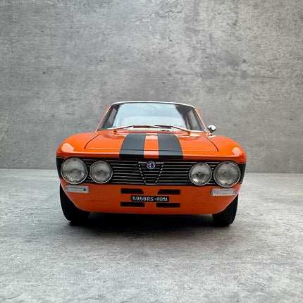 Norev Alfa Romeo 2000 GTV 1973 – Classic Italian Coupe 1:18 Diecast Model Car - premium collector scale model