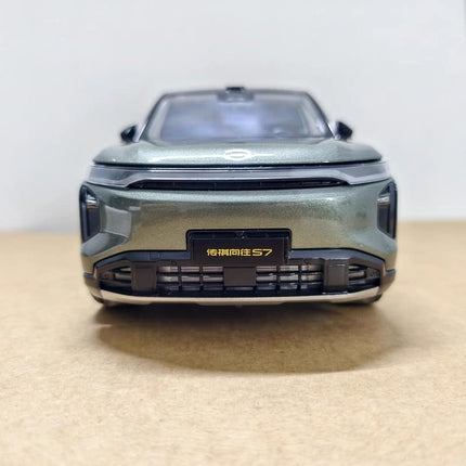 GAC Trumpchi Xiangwang S7 2025 OEM White 1:18 Diecast Model Car - fine detailed model replica