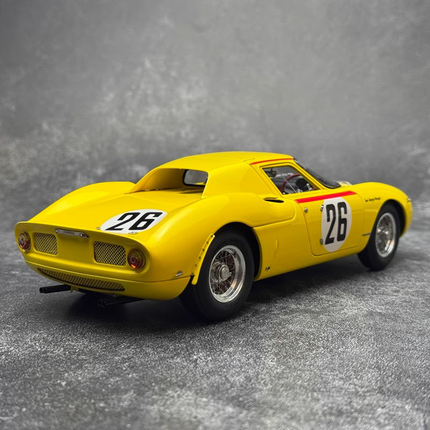 CMC Ferrari 250 LM #26 Classic Racing Yellow 1:18 Diecast Model Car - fine detailed model replica