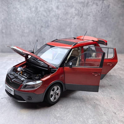 Shanghai Volkswagen Original Skoda New Fabia 1:18 Diecast Model Car - showroom-quality model replica