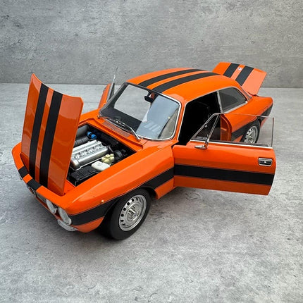 Norev Alfa Romeo 2000 GTV 1973 – Classic Italian Coupe 1:18 Diecast Model Car - scale model for display