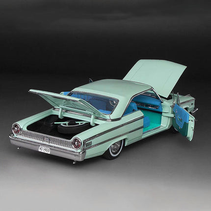 Sun Star 1963 Ford Galaxie 500XL 1:18 Diecast Model Car - premium collector scale model