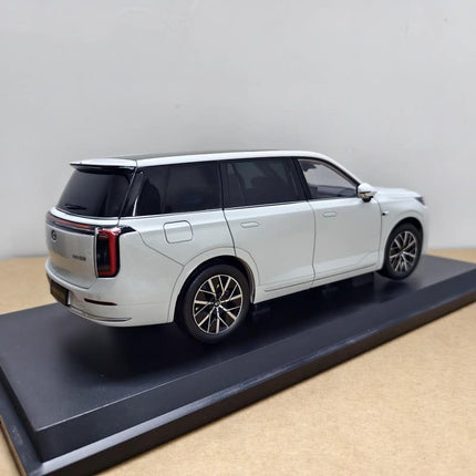 Original Factory Model OEM GAC Trumpchi S9 1:18 Diecast Model Car - scale model for display