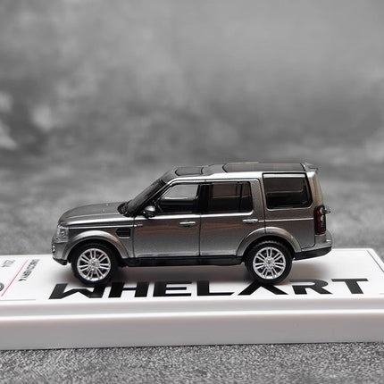 Whelart Land Rover Discovery 4 1:64 Diecast Model Car - fine detailed model replica