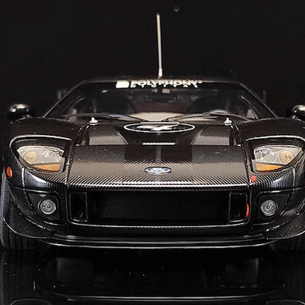 AutoArt 2005 Ford GT LM Spec II Video Edition 1:18 Diecast Model Car - fine detailed model replica