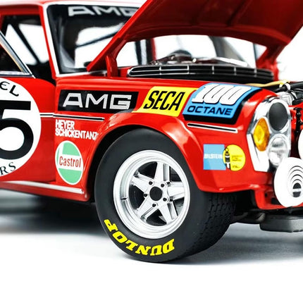 Minichamps Mercedes-Benz 300SEL 6.8 AMG 1971 1:18 Diecast Model Car - premium scale model collectible
