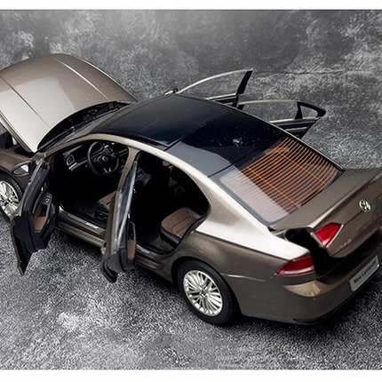 YX Car Model Volkswagen New Lamando Hot Red 1:18 Diecast Model Car - collector edition scale model