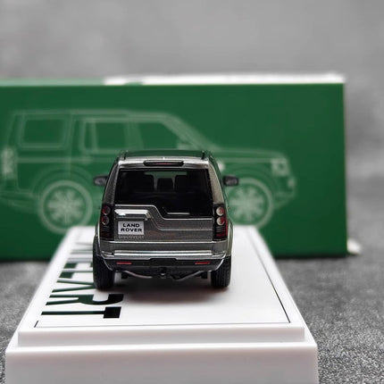 Whelart Land Rover Discovery 4 1:64 Diecast Model Car - collectible scale model car