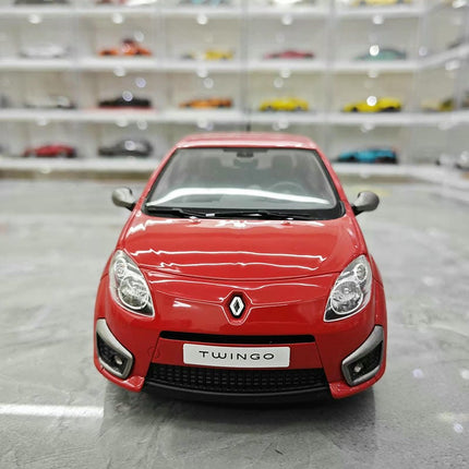 Otto Renault Twingo RS Red 1:18 Resin Model Car - studio product photo of the scale model