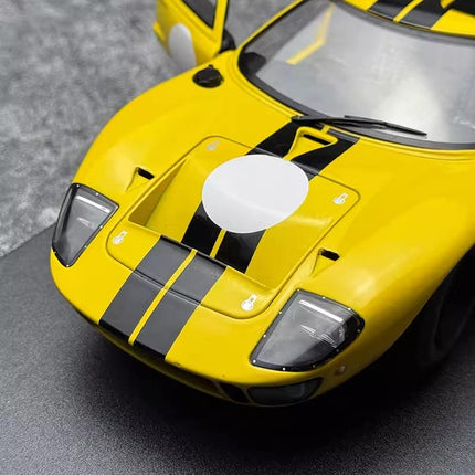 Solido Ford GT40 Mk I 1968 1:18 Diecast Model Car - scale model for display