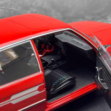 Solido BMW ALPINA E21 323i 1980 Red 1:18 Diecast Model Car - scale model collectible piece