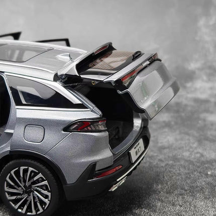 YX Car Model Beijing X7 Gray 1:18 Diecast Model Car - showroom-quality model replica