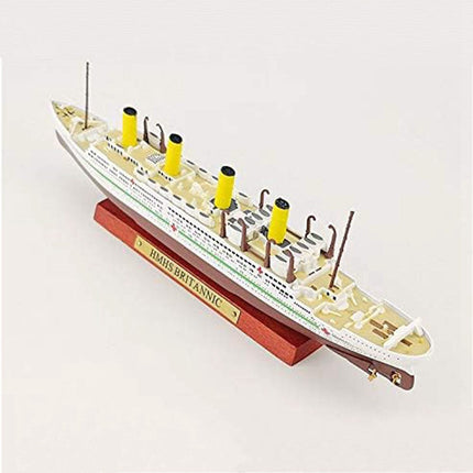https://cdn.shopify.com/s/files/1/0567/1364/2151/files/1-1250-Scale-HMHS-Britannic-Ocean-Liner-Diecast-Model-Ship-2.jpg?v=1712212090