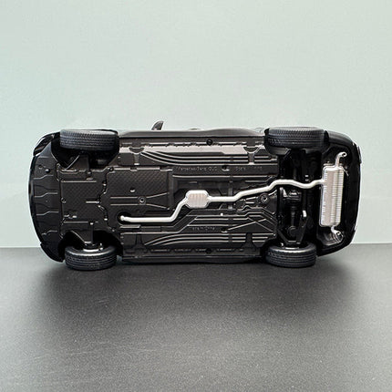 iScale Mercedes-Benz GLC X254 Gloss Black 1:18 Diecast Model Car - detailed model car replica