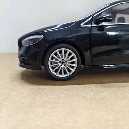Original Manufacturer Mercedes-Benz B-Class MPV Black 1:18 Diecast Model Car - showroom-quality model replica