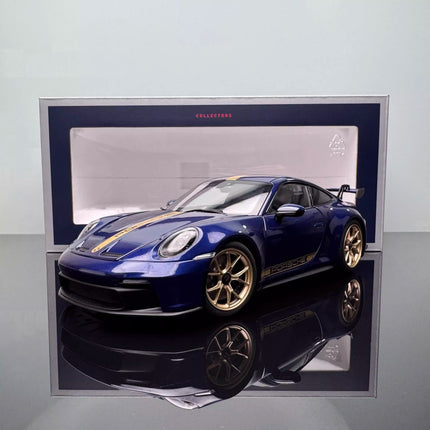 Norev Porsche 911 Carrera 4S Cabriolet 2021 1:18 Diecast Model Car - showroom-quality model replica