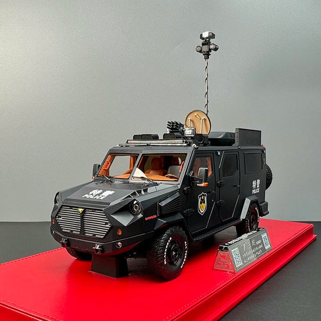 Huakai Vehicle Equipment Co. MB Huakai King Snake Armored Explosion-Proof Police Super- Collector's Edition 1:18 Resin Model 