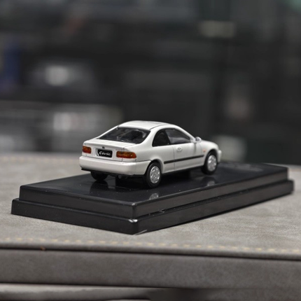 Para64 Honda Civic Si 1999 White 1:64 Diecast Model Car - scale model for display