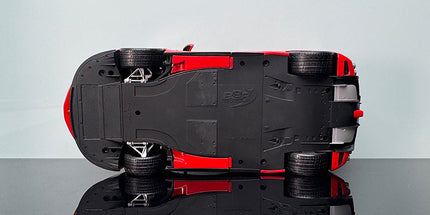 BBR Ferrari LaFerrari Rosso Corsa / Black Hood 1:18 Diecast Model Car - hand-finished display model