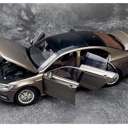 YX Car Model Volkswagen New Lamando Hot Red 1:18 Diecast Model Car - showroom-quality model replica