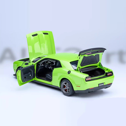 https://www.yxcarmodel.com/cdn/shop/files/10_d2e4f238-8051-4e6f-bce9-1f087a968e50.png?v=1769222877