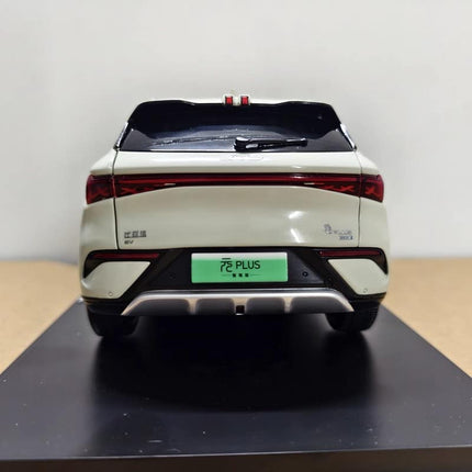 YX Car Model BYD Yuan PLUS 2018 Sweet Porcelain White 1:18 Diecast Model Car - collectible scale model car