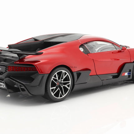 https://automodele.eu/environment/cache/images/productGfx_674414_0_0/11045Rd-Bugatti-Divo-2018-Bburago-118.jpg