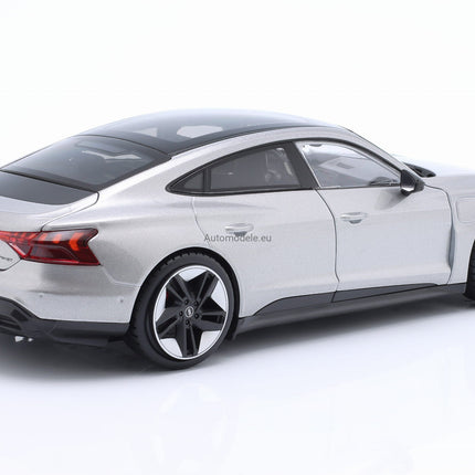 https://automodele.eu/environment/cache/images/productGfx_735791_0_0/11050Sl-Audi-RS-e-tron-GT-2022-Bburago-118.jpg