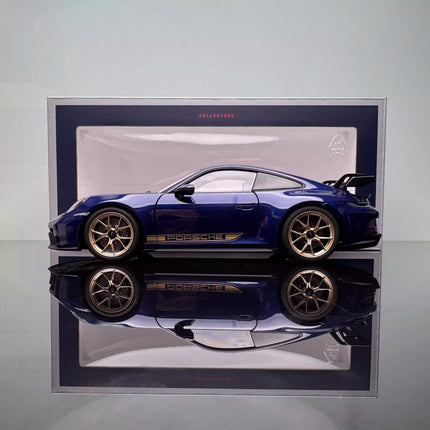 Norev Porsche 911 Carrera 4S Cabriolet 2021 1:18 Diecast Model Car - scale model collectible piece