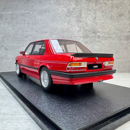 Qriginal BMW M5 1:18 Resin Model Car - detailed collectible replica