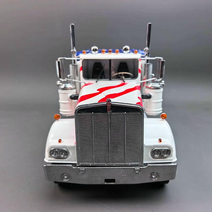 Road Kings Kenworth W900 American Heavy Truck Tractor Head 1:18 Diecast Model Truck - studio product photo of the scale model