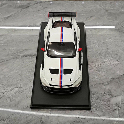 GT Spirit Ford Mustang GTD Spirit of America White GT956 1:18 Resin Model Car - scale model for display