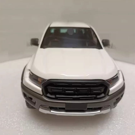 Feelslike Ford Ranger Raptor Pickup Truck 1:18 Resin Model Pickup - scale replica for enthusiasts