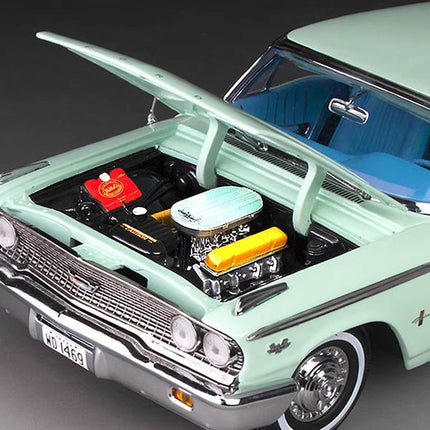 Sun Star 1963 Ford Galaxie 500XL 1:18 Diecast Model Car - detailed model car replica