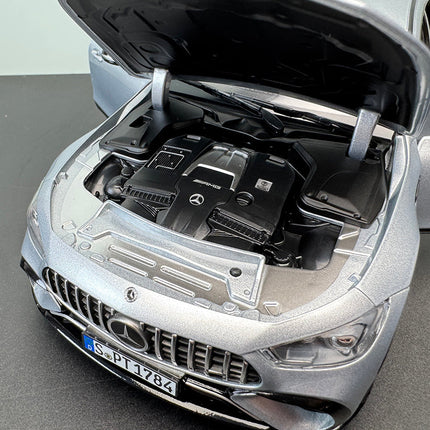 Norev Mercedes-Benz AMG GT63 4MATIC 2021 Silver 1:18 Diecast Model Car - collector edition scale model