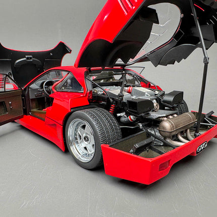 Montage Ferrari F40 Standard Red 1:18 Diecast Model Car - collector display piece