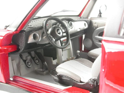 https://automodele.eu/environment/cache/images/productGfx_455134_500_500/12034Rd-Mini-Cooper-2001-Bburago-118.jpg