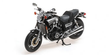 1:18 scale diecast model motorcycle, detailed black and chrome classic bike with kickstand