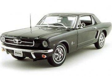 1:18 scale black diecast classic Ford Mustang model car with detailed chrome accents