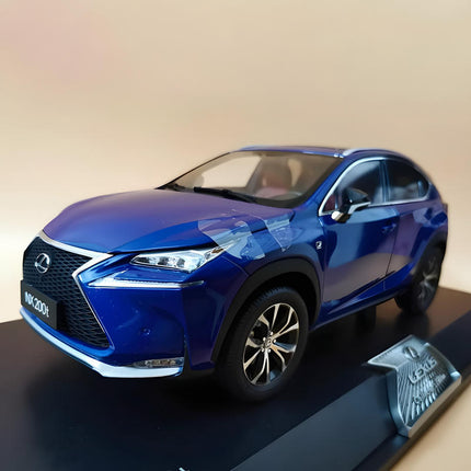 YX Car Model Lexus NX200T Quartz White 1:18 Diecast Model Car - studio product photo of the scale model