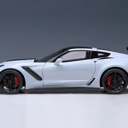 https://www.yxcarmodel.com/cdn/shop/files/12_0ce0aa12-b10d-4153-a37f-f0371508e322.png?v=1726106456&width=1946
