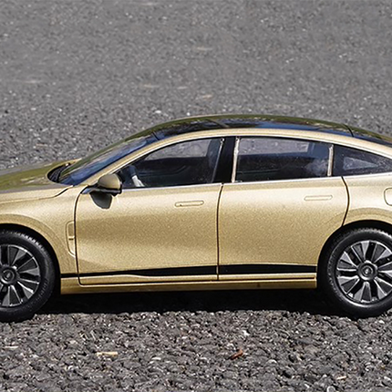 Original Changan Qiyuan A07 2023 Gray 1:18 Diecast Model Car - collector edition scale model