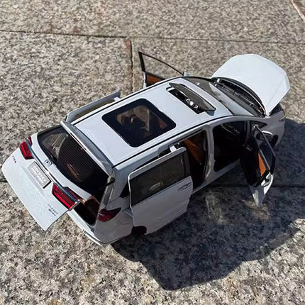 GAC Honda Odyssey Hybrid 2022 1:18 Diecast Model Car - premium collector scale model