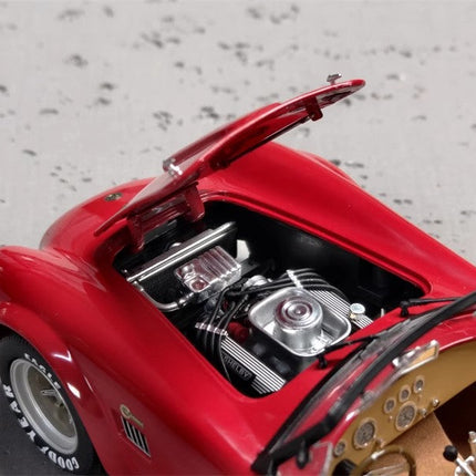 Minichamps Mercedes-Benz SLK R172 2011 Silver Metallic 1:18 Diecast Model Car - showroom-quality model replica