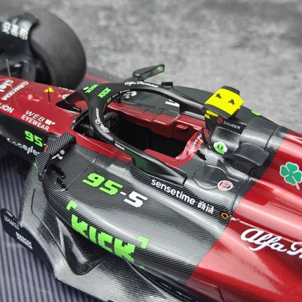 Kilo NZG Alfa Romeo F1 C43 Zhou Guanyu Belgium GP Red 1:18 Diecast Model Car - collectible scale model car