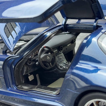Minichamps Mercedes-Benz SLS AMG Roadster Metallic Blue 1:18 Diecast Model Car - collector display piece
