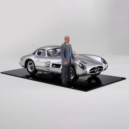 CMC Mercedes-Benz 300 SLR Uhlenhaut Coupe 1955 Silver M-246 1:18 Diecast Model Car - premium collector scale model