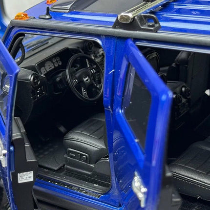 Highway 61 Hummer H2 Blue 1:18 Diecast Model Car - detailed model car replica