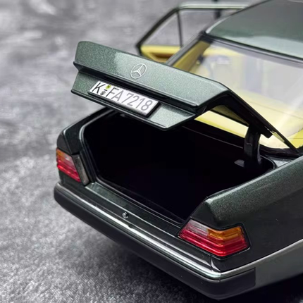 Norev Mercedes-Benz 230E W124 1990 1:18 Diecast Model Car - scale model for display