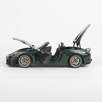 Norev Porsche 718 Spyder RS Weissach Pack 1:18 Diecast Model Car - collector edition scale model